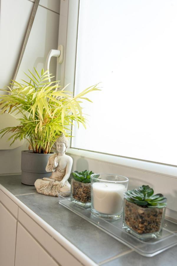 #1 Modernes Zimmer Mit Pool Und Garten Memmingen Extérieur photo