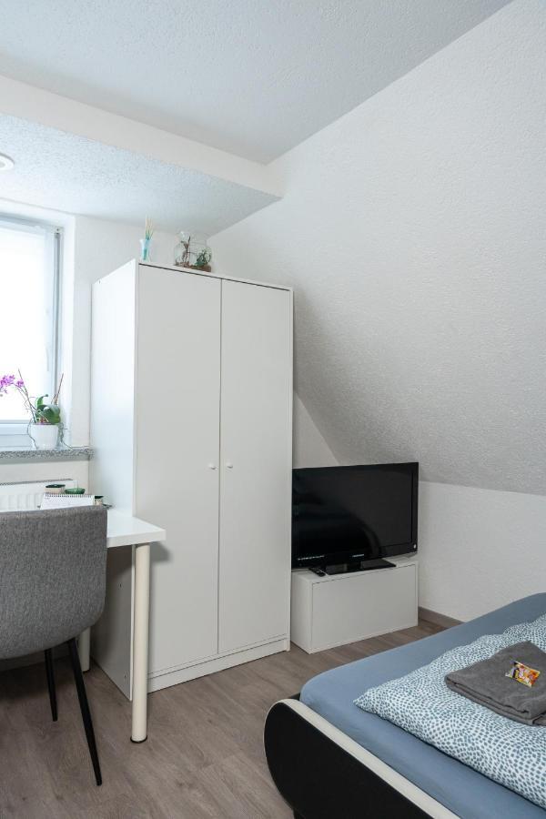 #1 Modernes Zimmer Mit Pool Und Garten Memmingen Extérieur photo